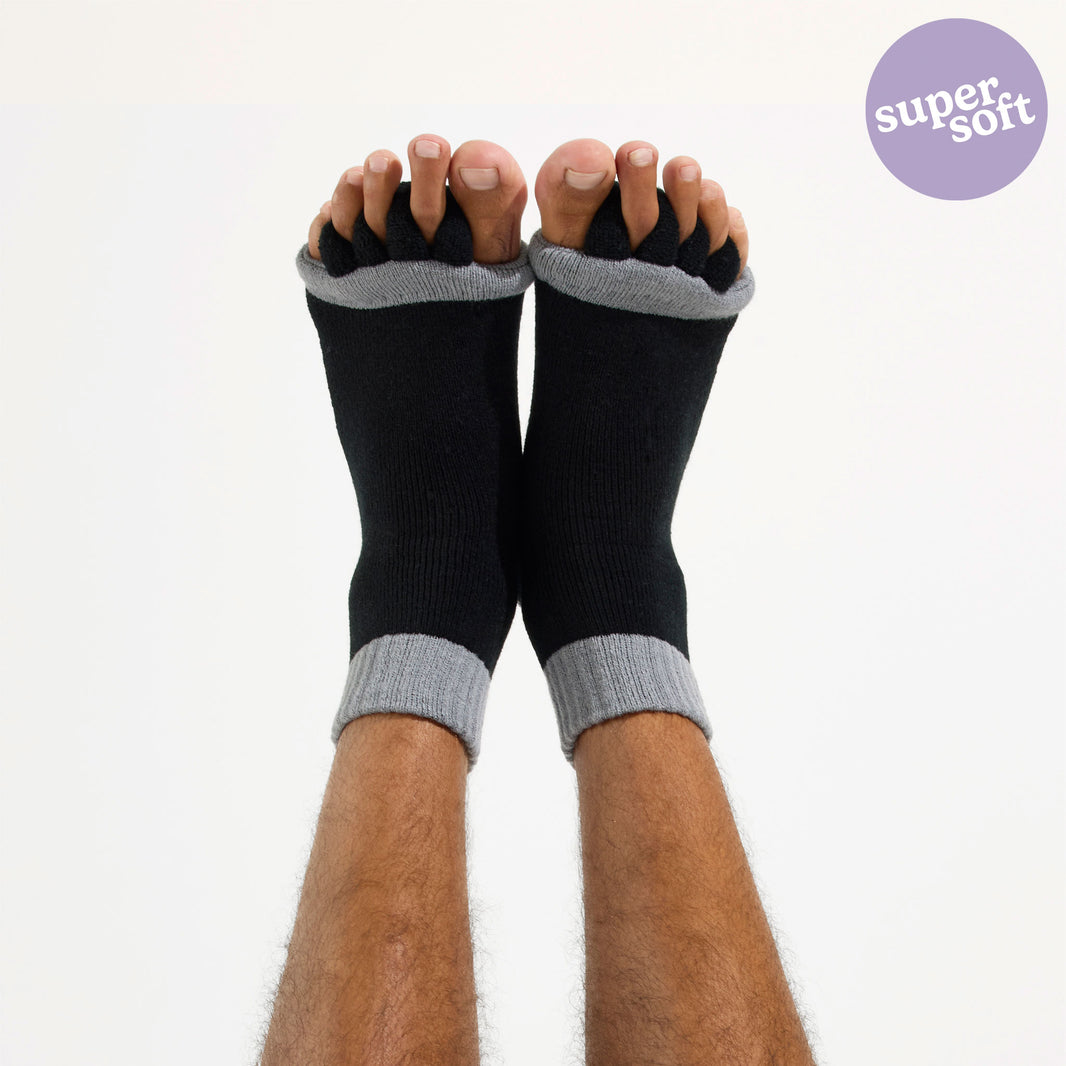 Toe Alignment Socks for Foot Pain Relief – SoleSmile